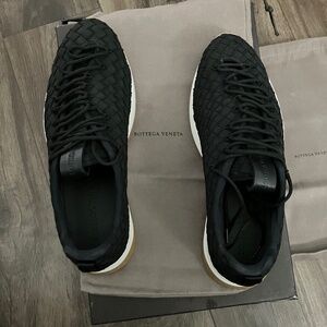 Authentic bottega venetta Intrecciato Low Top Sneakers size 40 7 men